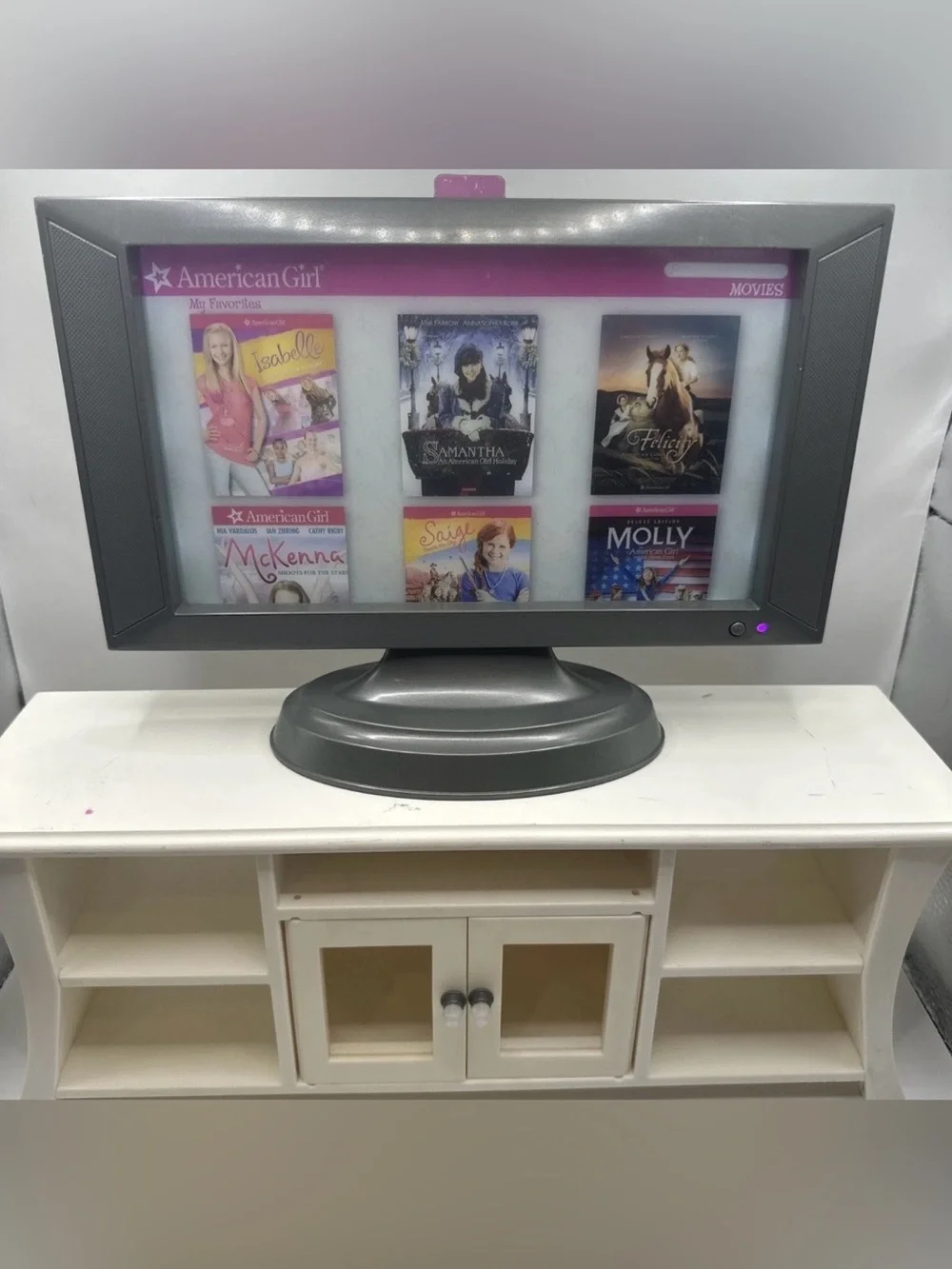 American Girl Truly Me Entertainment Set Console Television W Three Screen Scene